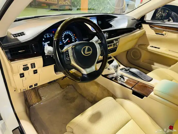 لكزس ES 350 2015 (بحاله ممتازه) 4