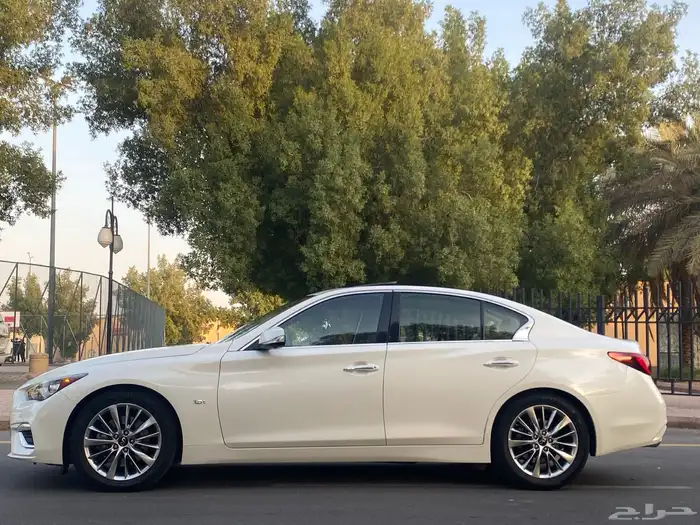 للبيع انفينتي Q50 -2020 فل كامل (نظيف جدا) 5