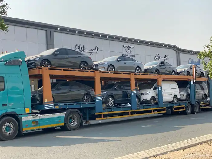 وصول 16سيارة من اصل 50 سيارة 2