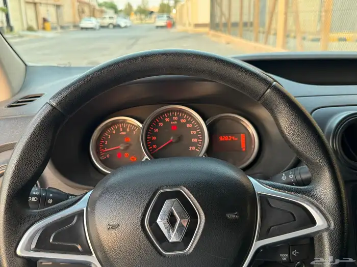 رينو دوكر 2018 نظيف 5