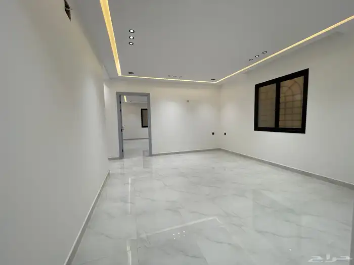 ادوار للبيع بحي البيان 6