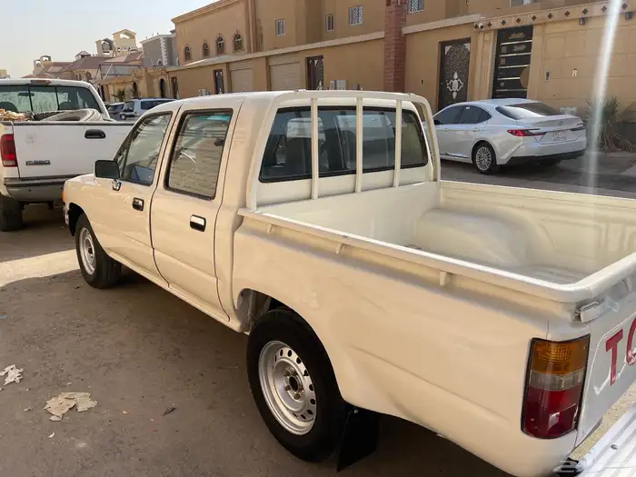 هايلكس 1989 نظيف 3