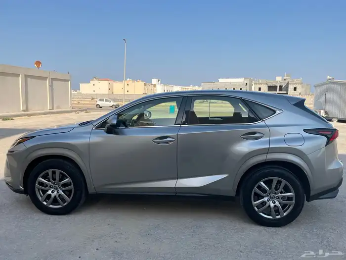 لكزس NX 2020 300 سعودي وارد عبد اللطيف جميل 5