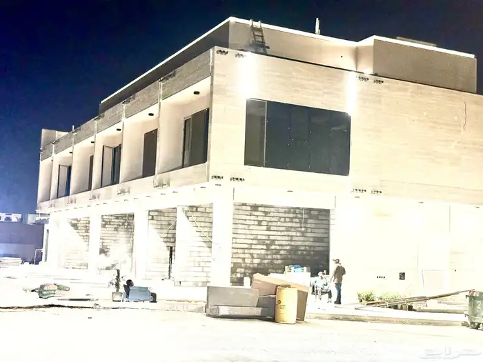 للايجار مكاتب ومعارض السدران جديده شمال الرياض حى النرجس 28