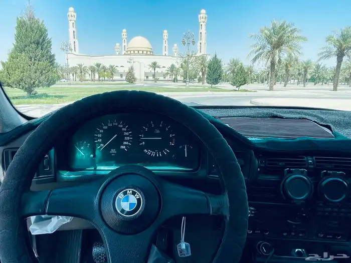 بي ام دبليو 1990 بلوحة مميزة 1