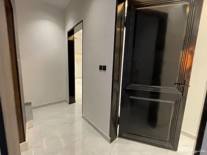 ادوار للبيع بحي البيان 0