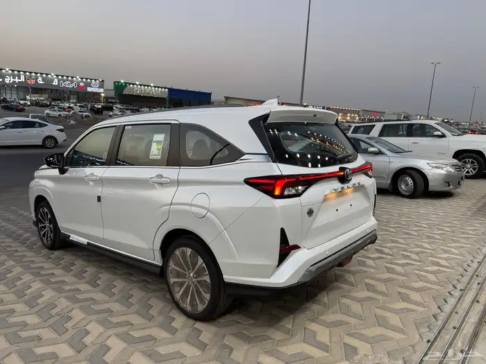 تويوتا فيلوز موديل 2025 9