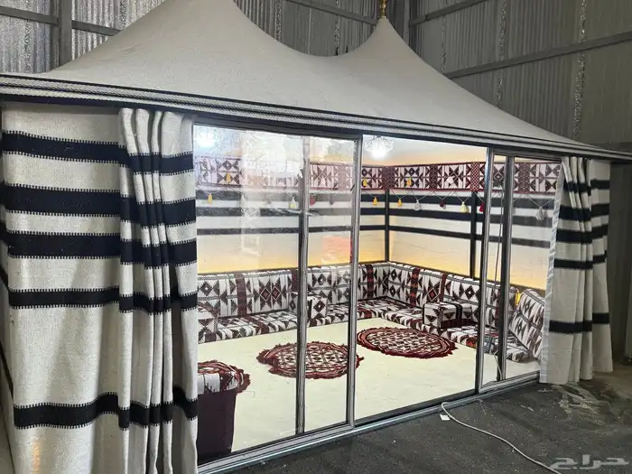 خيمة الصقور خيمة ملكية مجلس 0