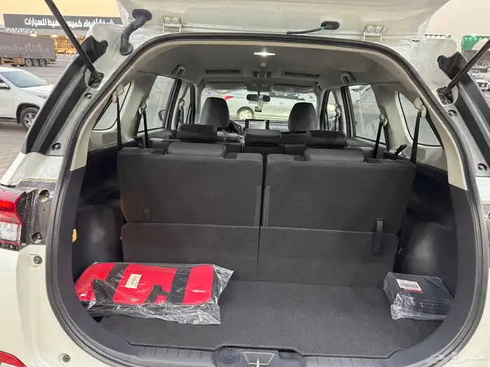 تويوتا فيلوز موديل 2025 13