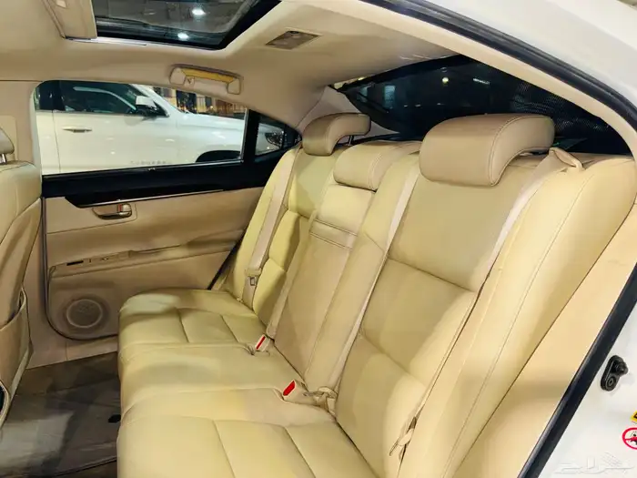 لكزس ES 350 2015 (بحاله ممتازه) 9
