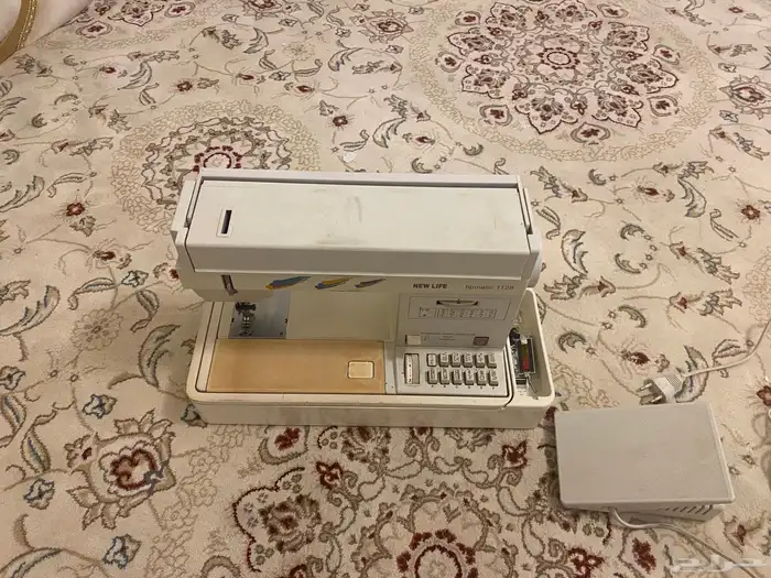 عدد2 مكينة خياطه وتطريز 2