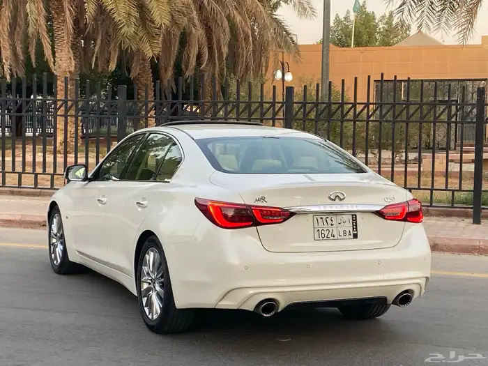للبيع انفينتي Q50 -2020 فل كامل (نظيف جدا) 24