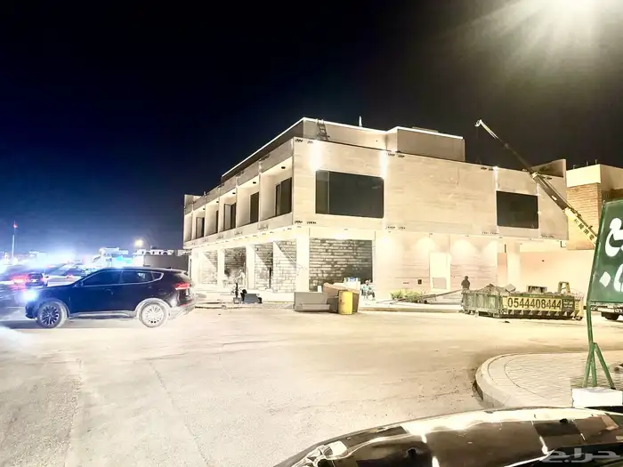 للايجار مكاتب ومعارض السدران جديده شمال الرياض حى النرجس 27