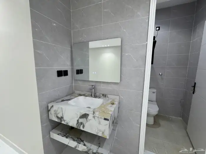 للبيع دور وملحق في مخطط ولي العهد 2 بسعر 850 الف ريال 4