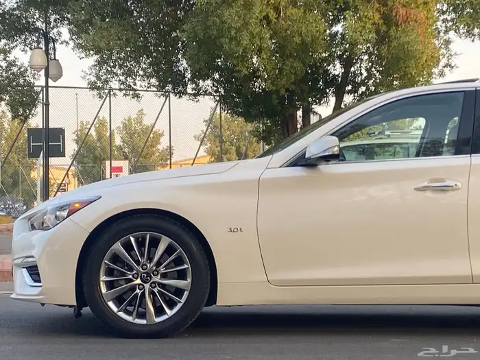 للبيع انفينتي Q50 -2020 فل كامل (نظيف جدا) 4