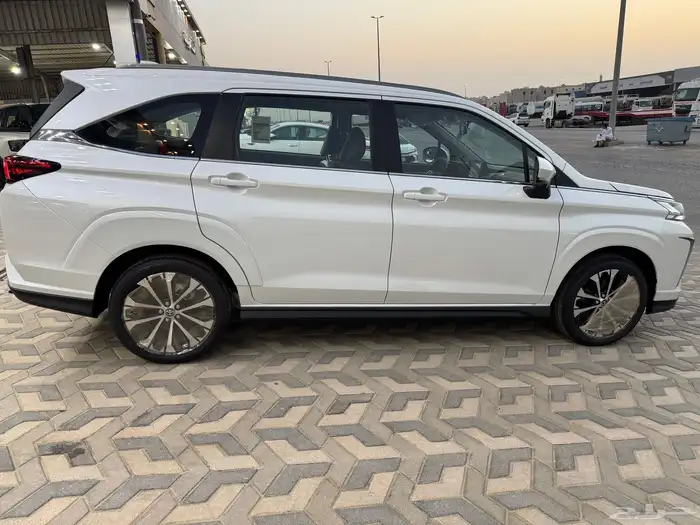 تويوتا فيلوز موديل 2025 5