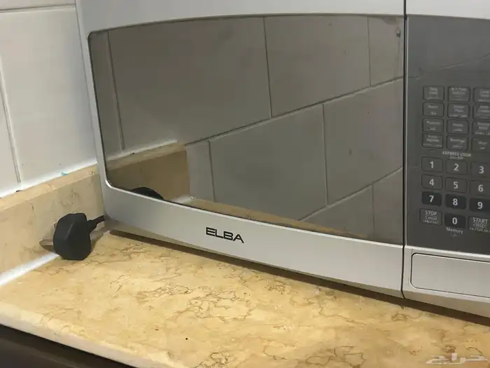 مجلس نظيف وميكرويف شبه جديد 2