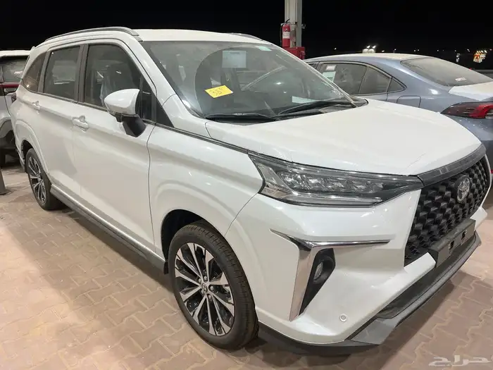 تويوتا فيلوز 2025 GLX كاش واقساط بنوك 12