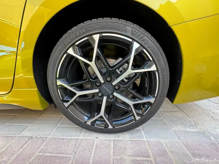 لينك اند كو 03  lynk   co 03 7