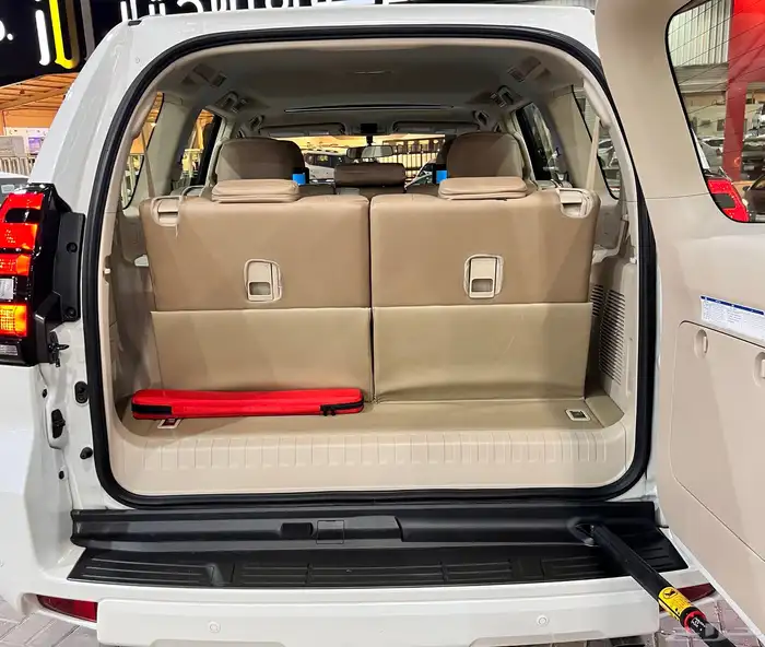 تويوتا برادو 2023 فل كامل فطيمي نظيف جدا 27