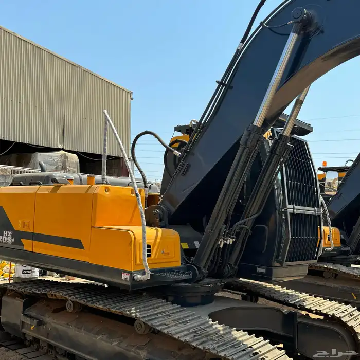 بوكلينات هونداي 2025 - HX220S للبيع 12