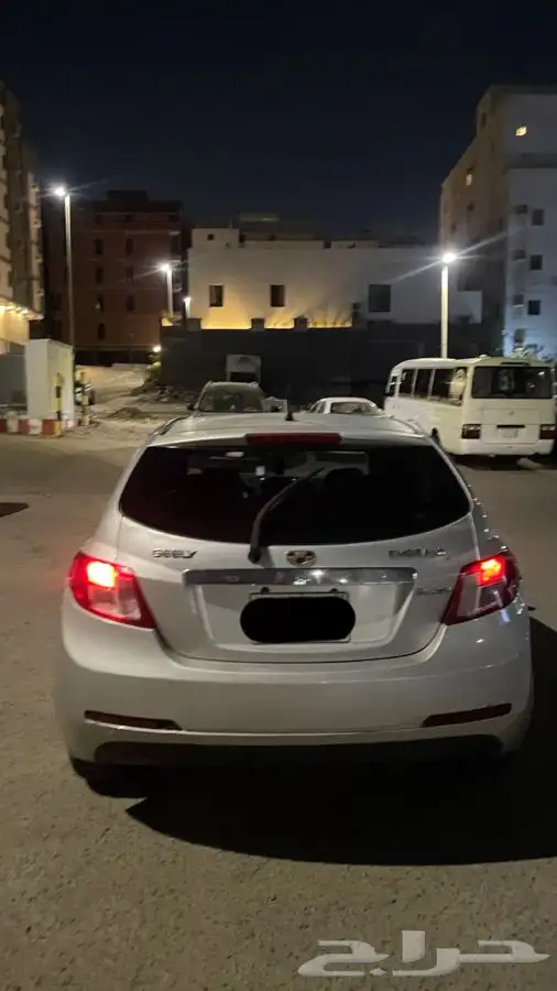 جيلي امجراند 7 هاتشباك 1