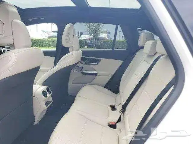 للبيع مرسيدس GLC300 موديل 2026 Mercedes-Benz GLC 300 8