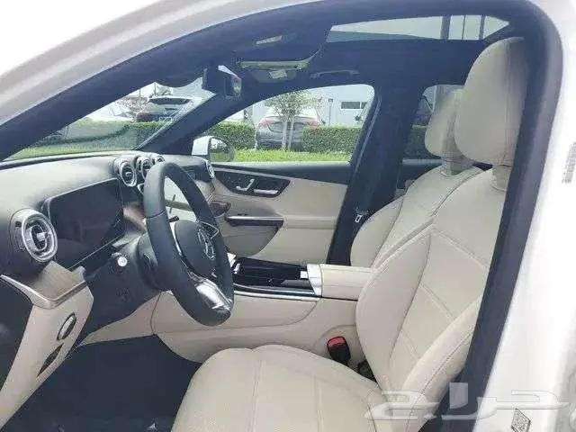 للبيع مرسيدس GLC300 موديل 2026 Mercedes-Benz GLC 300 5