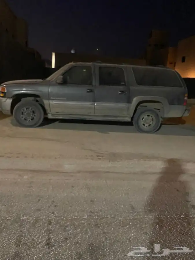 جمس 8100مديل 2001 نضيف مكينه وقير مطوف 10 يبيله 1800 استمار 1