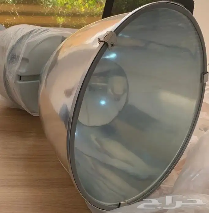 كشافات لمبات إنارة سقف للمستودعات او المصانع جديدة 2