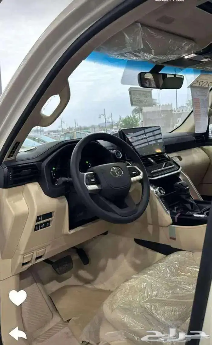 تويوتا لاندكروزر GXR L2 بنزين سعودي 2025 - 274000 1