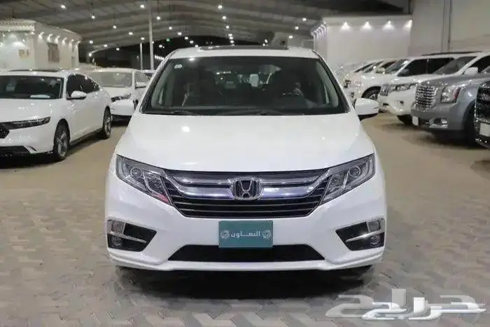 هوندا اوديسي فل كامل فتحة سقف جلد ستة سلندر موديل 2019 2