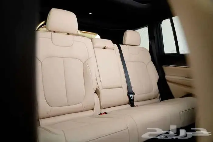 جيب جراند شروكي 2023 اصفار السعر صدمة 4