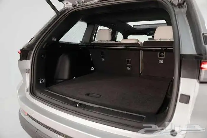 جيب جراند شروكي 2023 اصفار السعر صدمة 15