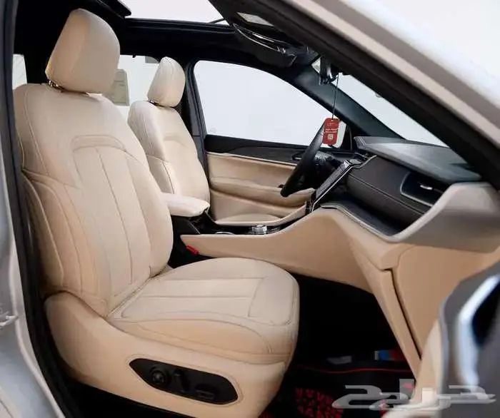 جيب جراند شروكي 2023 اصفار السعر صدمة 5