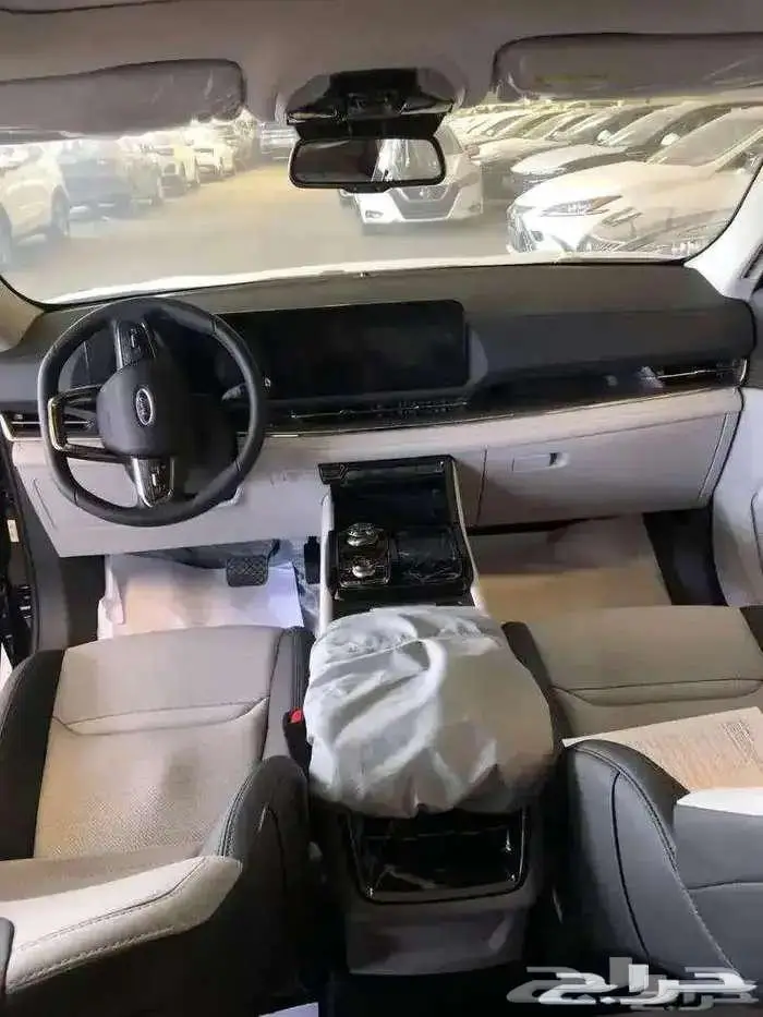 فورد تريتوري تيتانيوم أسود سعودي 2024 أقل سعر لدى الحسن 4