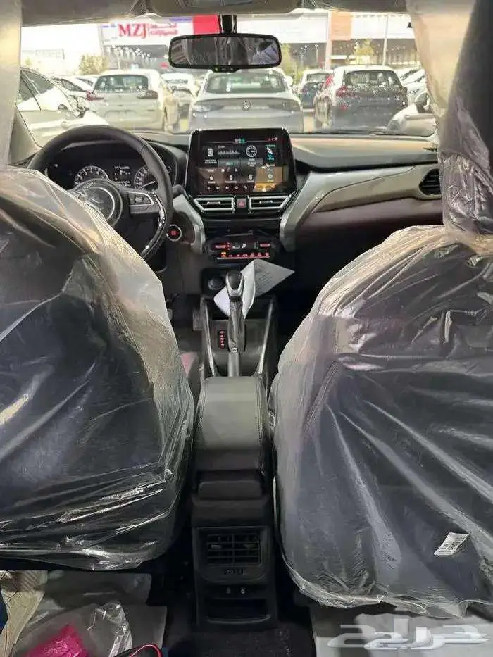 سوزوكي فرونكس الفل 2025 6