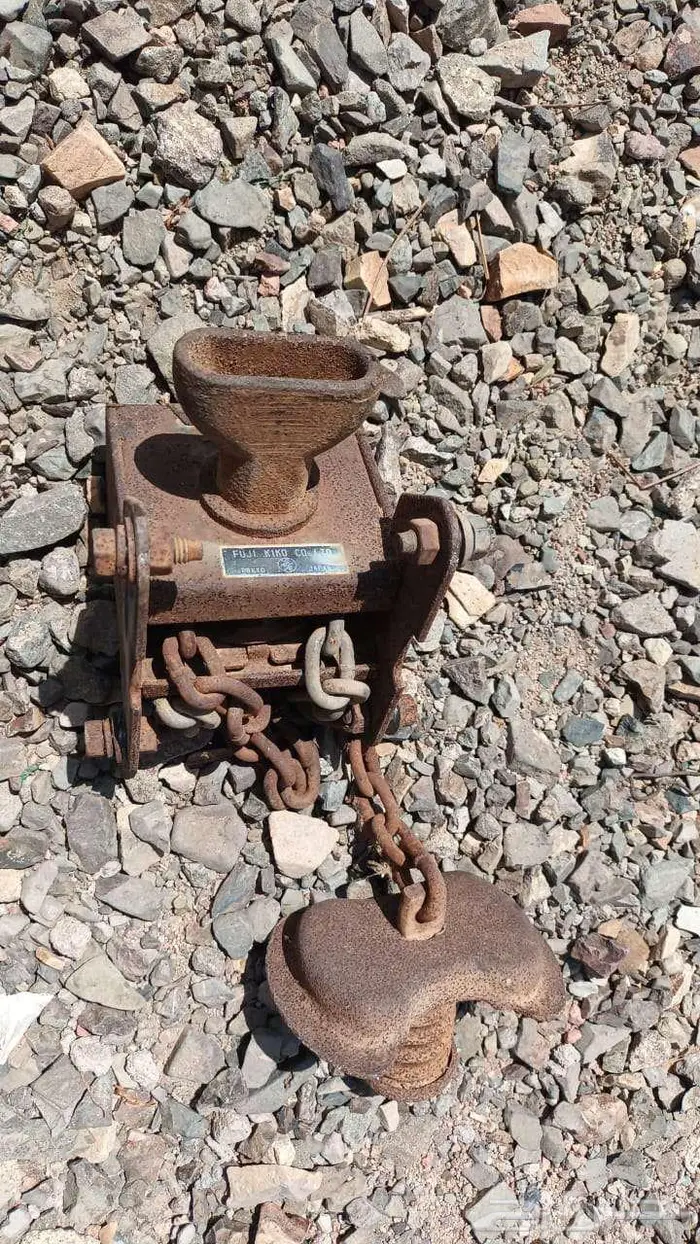 للبيع قطع ددسن 78 قديم غليون من مديل 79 وتحت كل القطع فيه 25