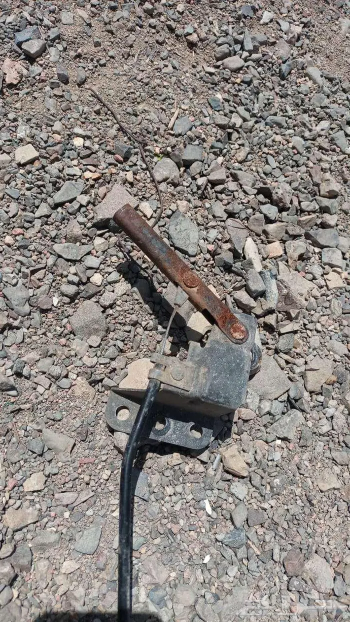 للبيع قطع ددسن 78 قديم غليون من مديل 79 وتحت كل القطع فيه 42