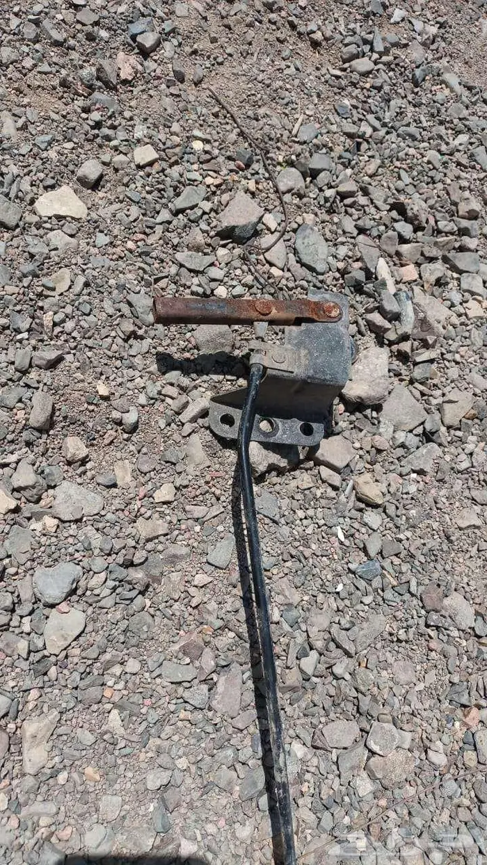 للبيع قطع ددسن 78 قديم غليون من مديل 79 وتحت كل القطع فيه 46