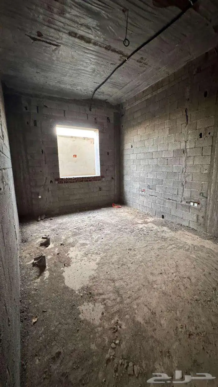 للبيع بيت بحوش كبير ومزرعة وعمارة عظم على 4 واجهات بالطائف 16