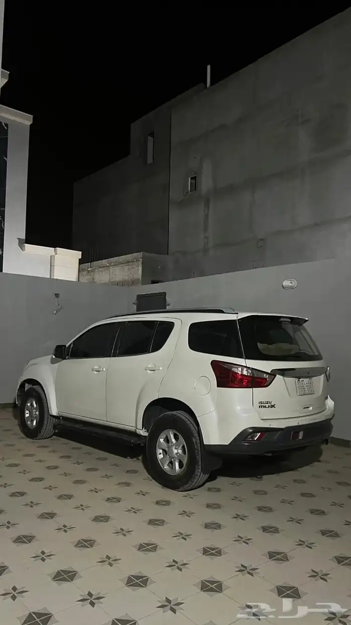 اسيزو mux 2019 ديزل دبل 4