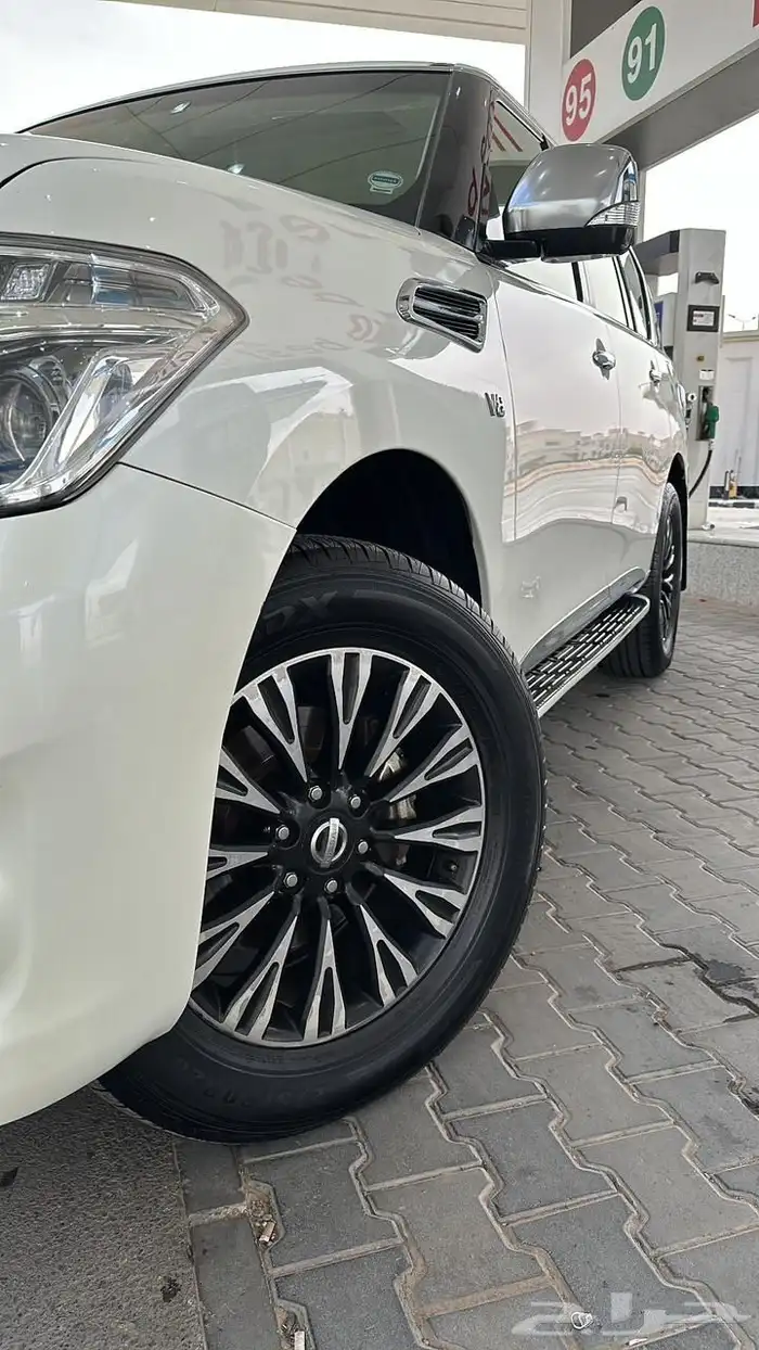 جيب باترول 5