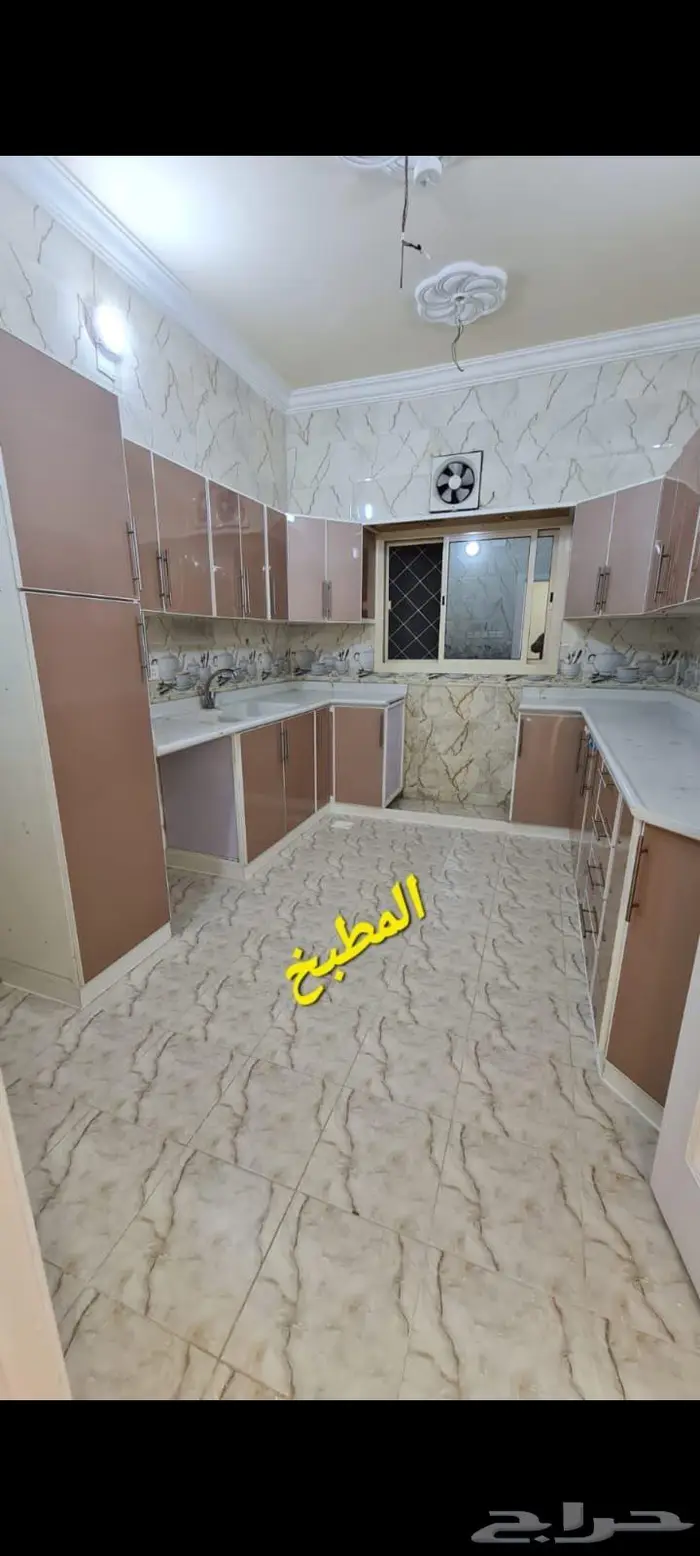 للإيجار ملحق بحي القاضي الطائف الحلقة الشرقية 1