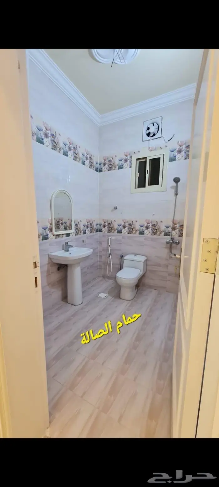 للإيجار ملحق بحي القاضي الطائف الحلقة الشرقية 9