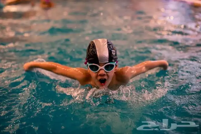 مدرب سباحه 4