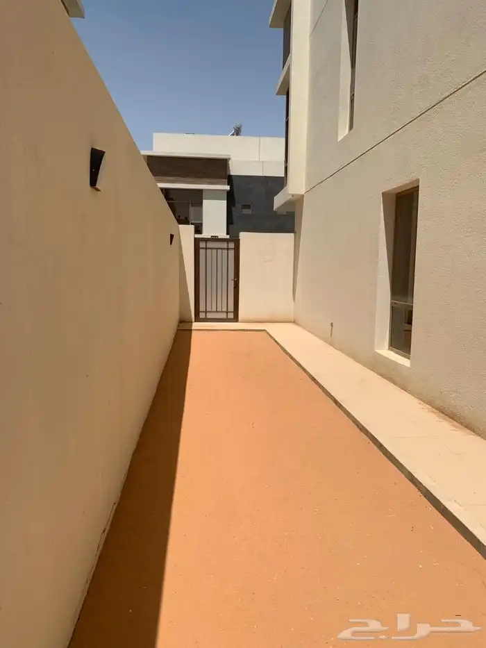 فيلا للايجار 9