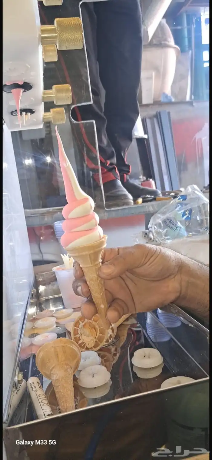سيارة ايسكريم للبيع شرط 8