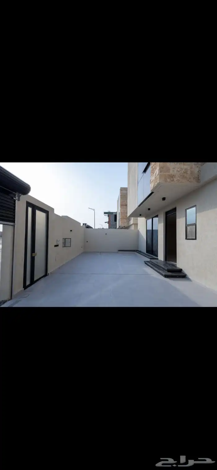للبيع فله في حي العروبة المساحة 330 شغل فاخر 43