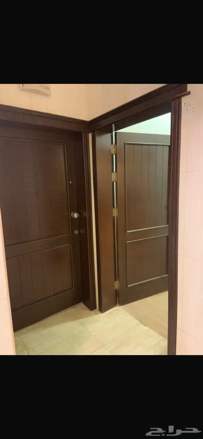 للبيع عماره حي الصفاء نظيفة جدا مكونا من 14 شقة 3